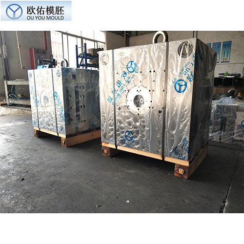 卡板打包发货